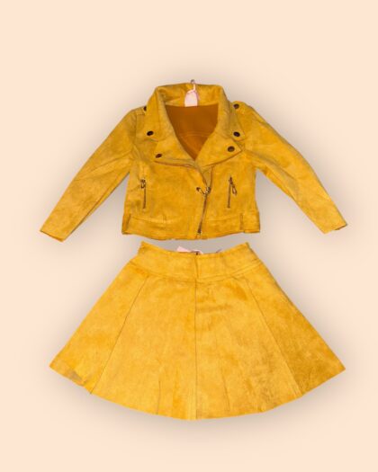 Oker Geel Suede Look Setje - Rok en Jasje